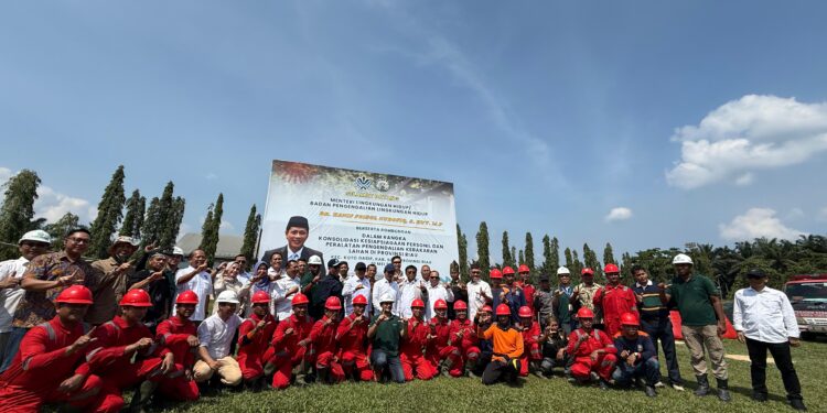 Gandeng GAPKI Menteri Lingkungan Hidup Pastikan Kesiapan Antisipasi Karhutla di Riau