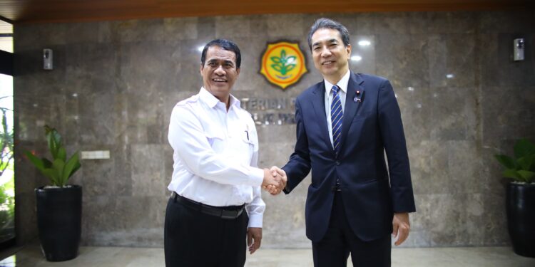 Indonesia Tawarkan Barter CPO dengan Susu Jepang