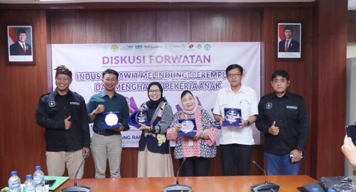 Patuhi ISPO, Industri Sawit Lindungi Pekerja Anak dan Perempuan