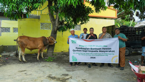 Perkuat Hubungan dengan Masyarakat, Musim Mas Salurkan Hewan Kurban di Berbagai Wilayah Operasional