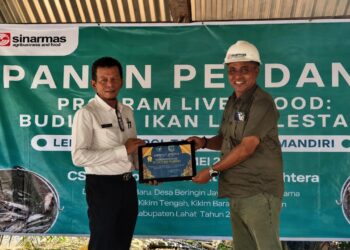 Dukung Program Swasembada Ikan, PT SMS Panen Perdana Budidaya Lele di Kabupaten Lahat
