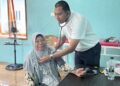 PT BSP Perkuat Kesehatan Masyarakat, 121 Warga Desa Sukananti Terima Layanan Pengobatan Gratis