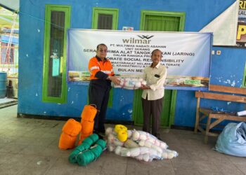 Wilmar Dukung Nelayan Lewat Bantuan Peralatan Tangkap Ikan